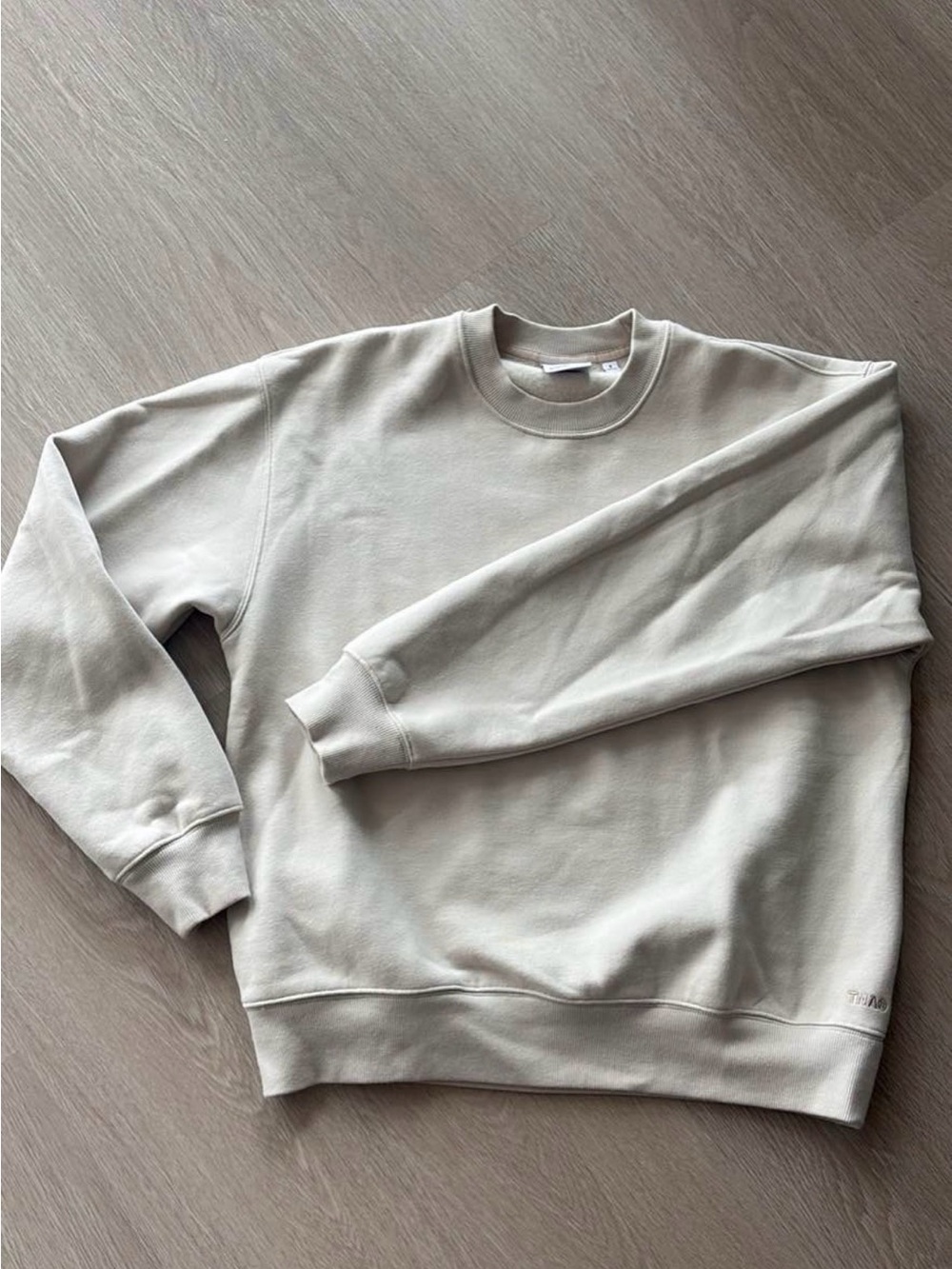 TNA women’s sweatfleece Crewneck Sweater in Light Beige